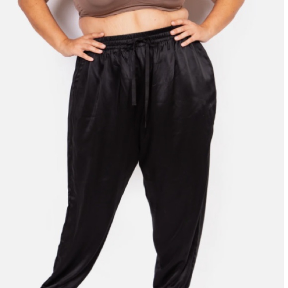 BELLAGIO Vintage 90’s Deadstock Black Satin Pull On Pants 3X NWT